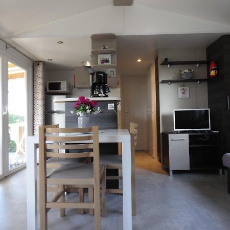 Camping Les Charmettes- Les Mathes Buitenkant foto