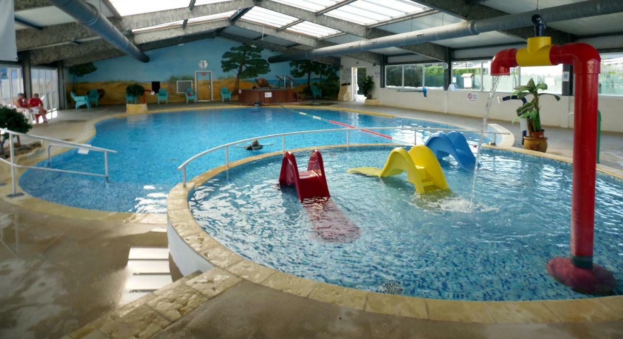 Camping Les Charmettes- Les Mathes Buitenkant foto