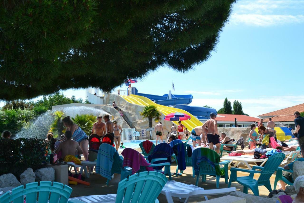 Camping Les Charmettes- Les Mathes Buitenkant foto